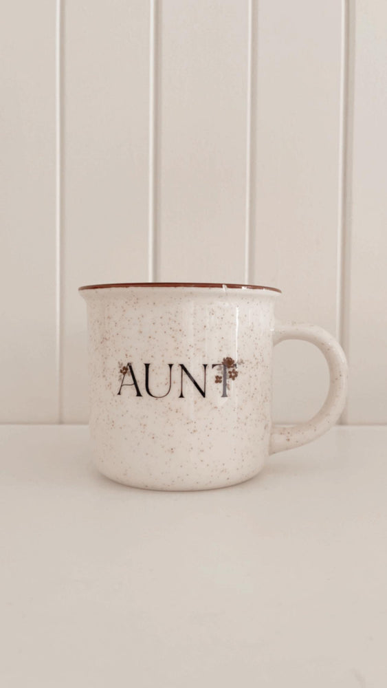 Aunt Mug - Secret Garden