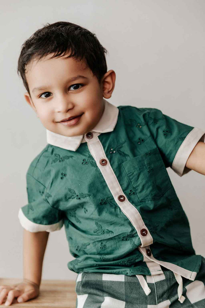 Kids Collared Shirt: Holly