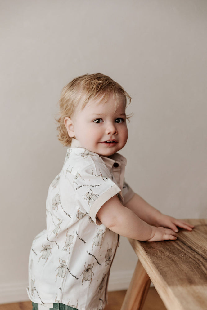Kids Collared Shirt: Christmas Beetle