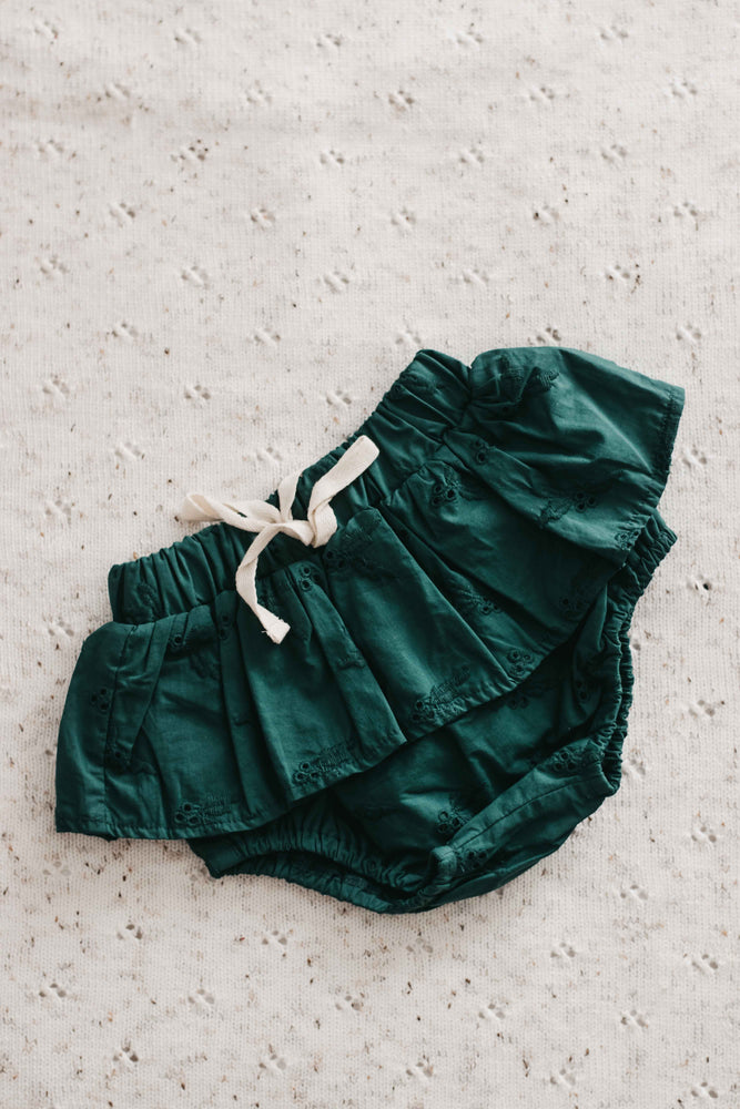 Frill Bloomers: Holly