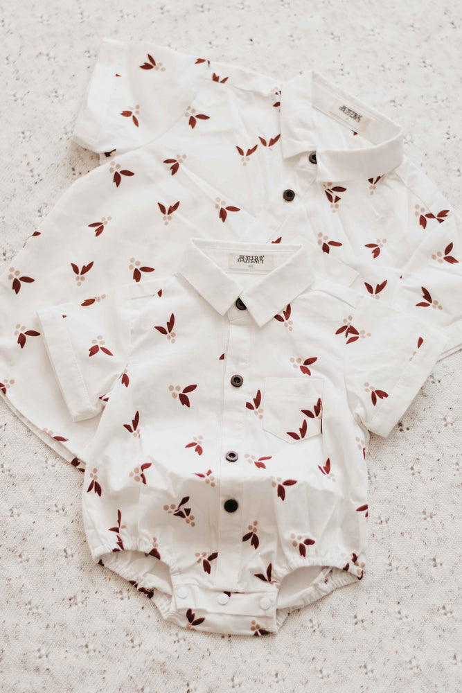 Mistletoe Shirt 000