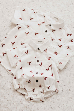 Mistletoe Shirt 000