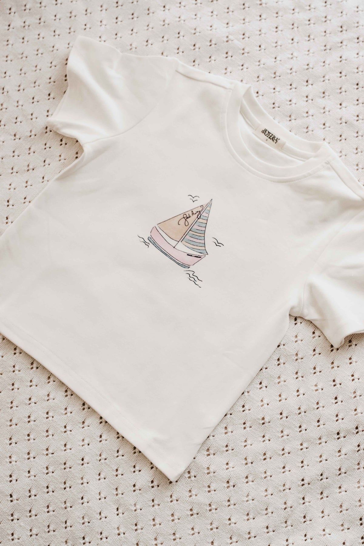 Tee: Sail Away