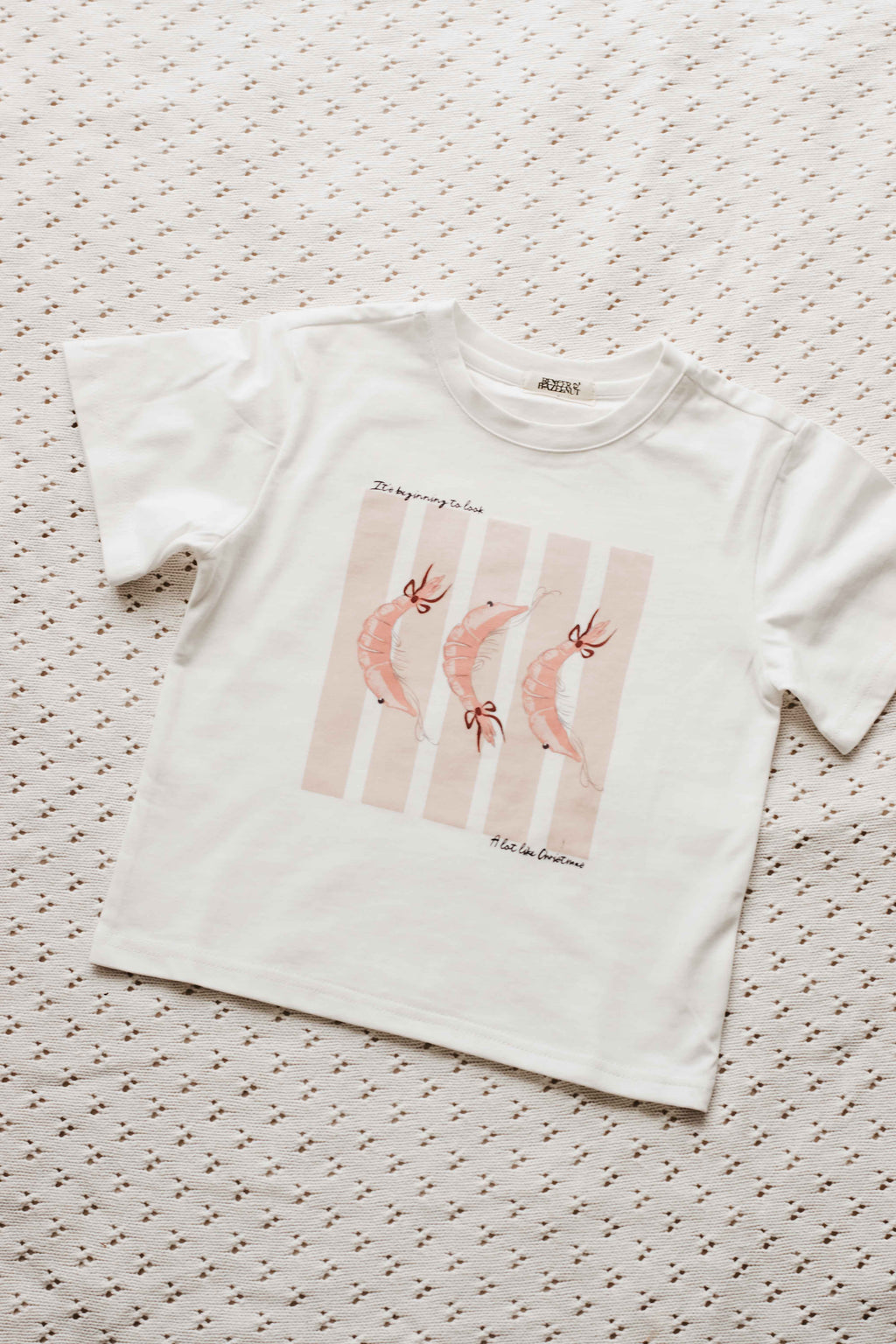 Kids Tee - It's beginning to look a lot like Christmas