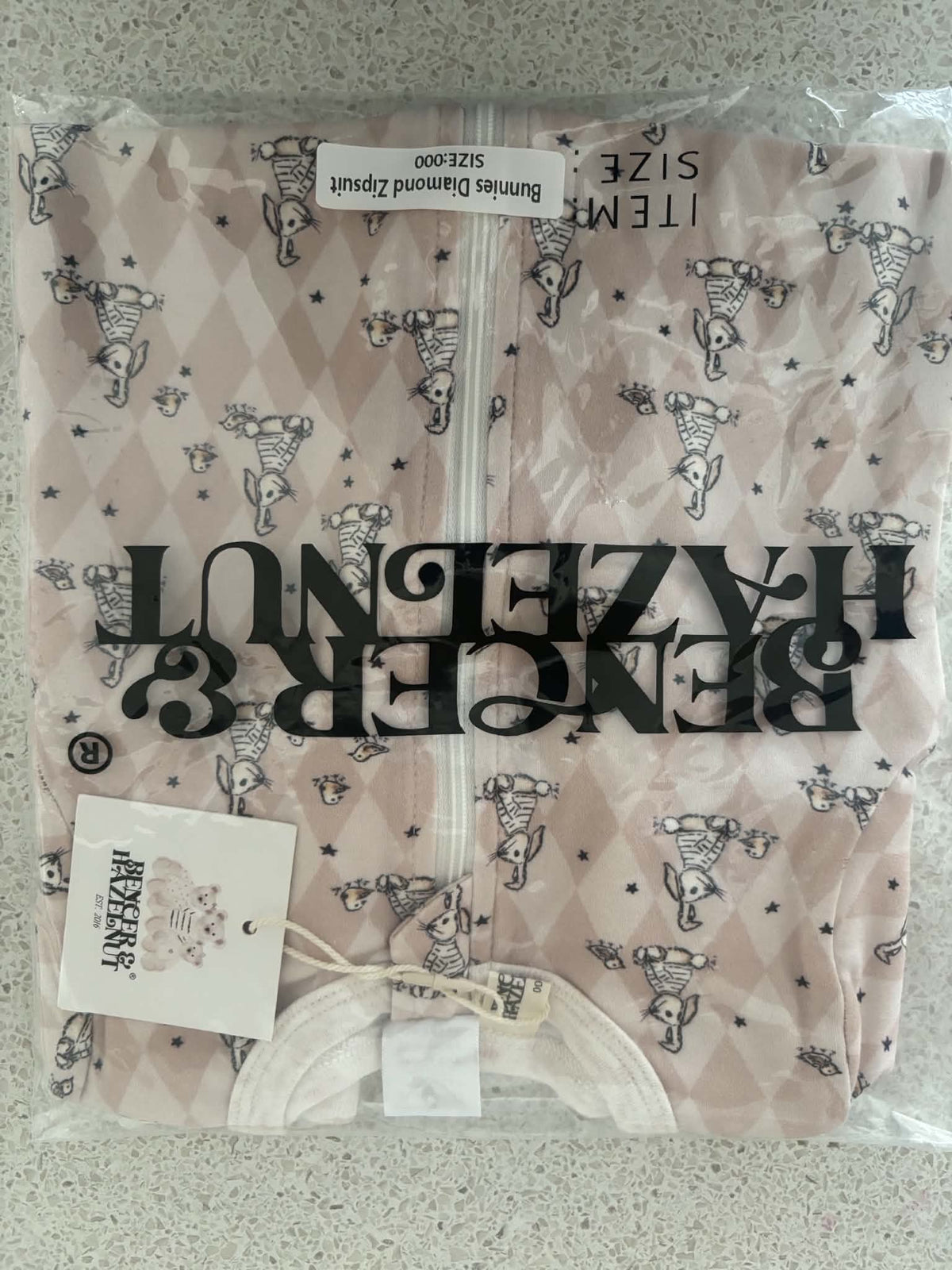 ZIPSUITS - SIZE 000