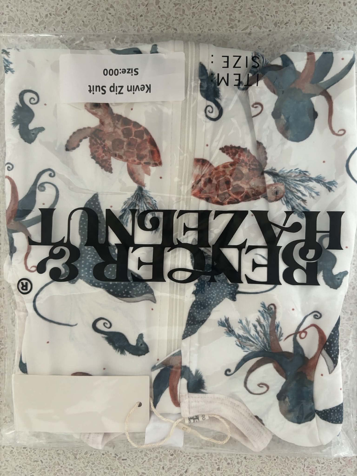 ZIPSUITS - SIZE 000