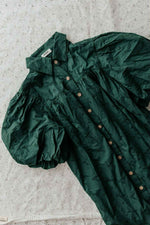 Ladies Dress: Holly