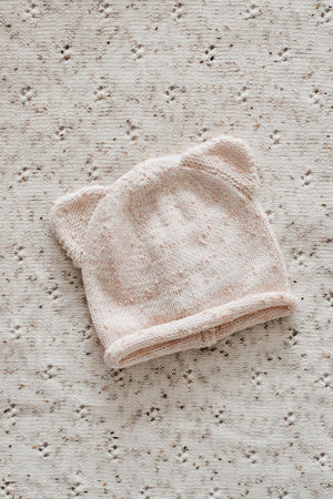 
            
                Load image into Gallery viewer, Peach Knit Newborn Beanie
            
        